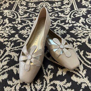 Katy Perry - The Evie Daisy Flat